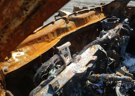 2021 Subaru Forester Limited z USA, uszkodzony, nr VIN JF2SKAUC4MH471638